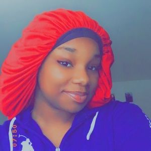 Meet your Posher, Brittney